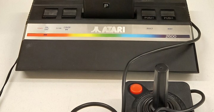 Atari 2600 Jr. (Short Rainbow) 