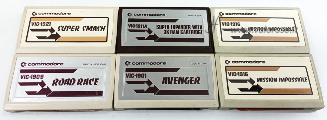 Various RAM video game cartridges for Commodore Vic20 Vic-20, Vic-1211A RAM expander with 3K, VIC-1921 Super Smash, VIC-1916 Mission Impossible, VIC-1909 Road Race, VIC-1901 Avenger