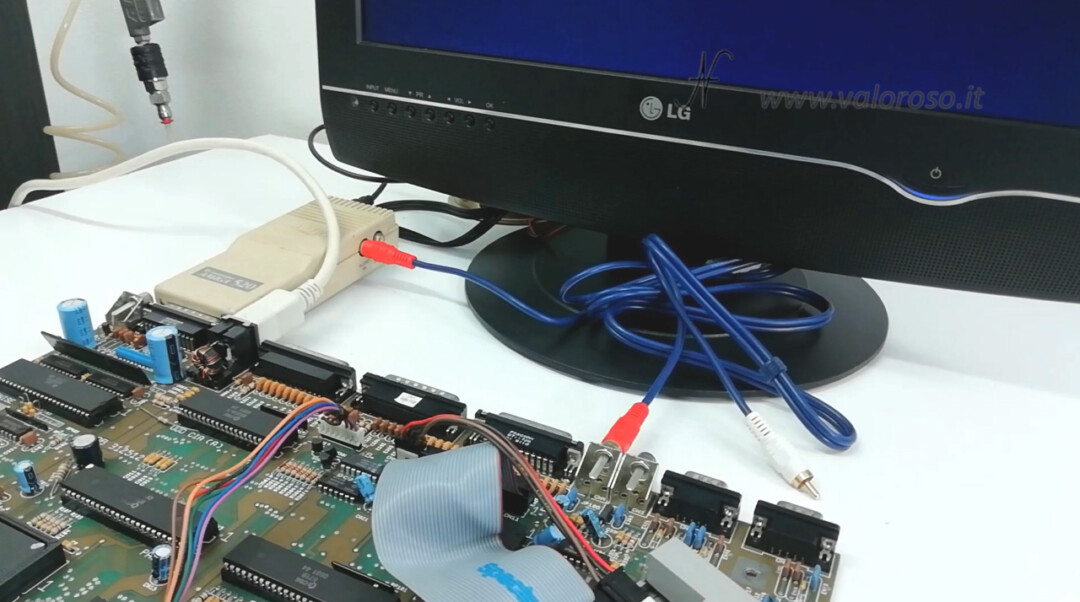 Collegare Amiga 500 Commodore A500, cavo audio, modulatore Commodore 520 A520