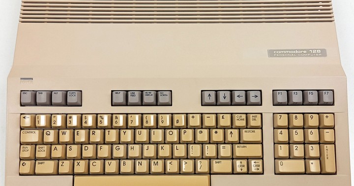 Commodore 128 personal computer vintage, retrocomputer