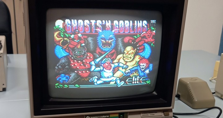 Commodore 1702, 80s CRT monitor, article cover