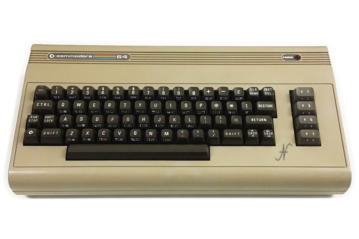 Commodore 64, biscottone breadbin case restauro riparazione memoria, RAM, SID, CBM, C64