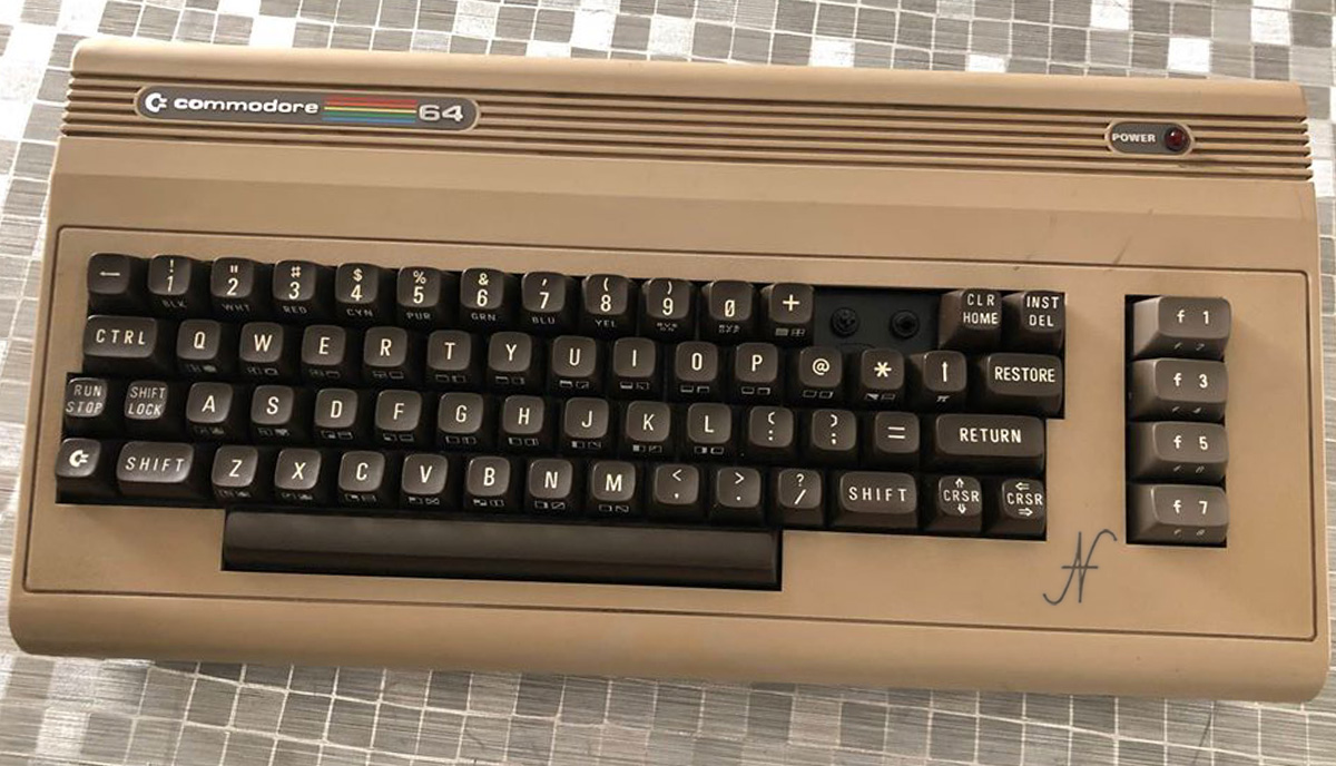 Commodore 64, used defective broken, ad, Subito.it, Facebook Marketplace, Kijiji, flea market