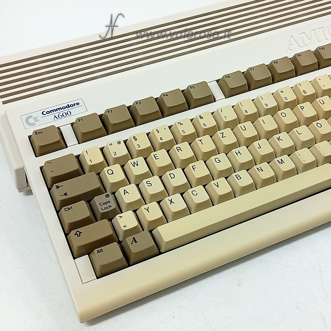 Commodore Amiga 600 vintage computer, CBM A600 retro computer