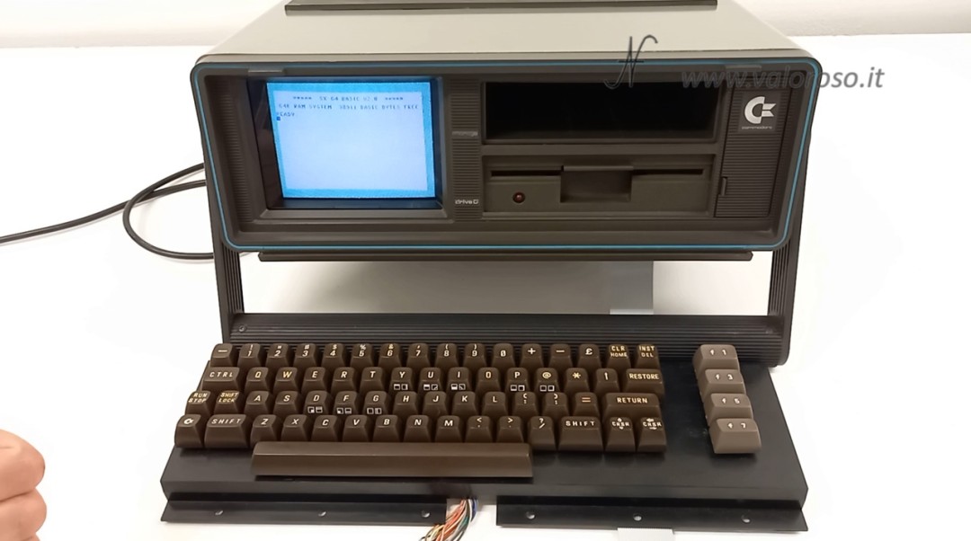 Commodore SX-64, SX64, acceso funzionante, riparato e testato