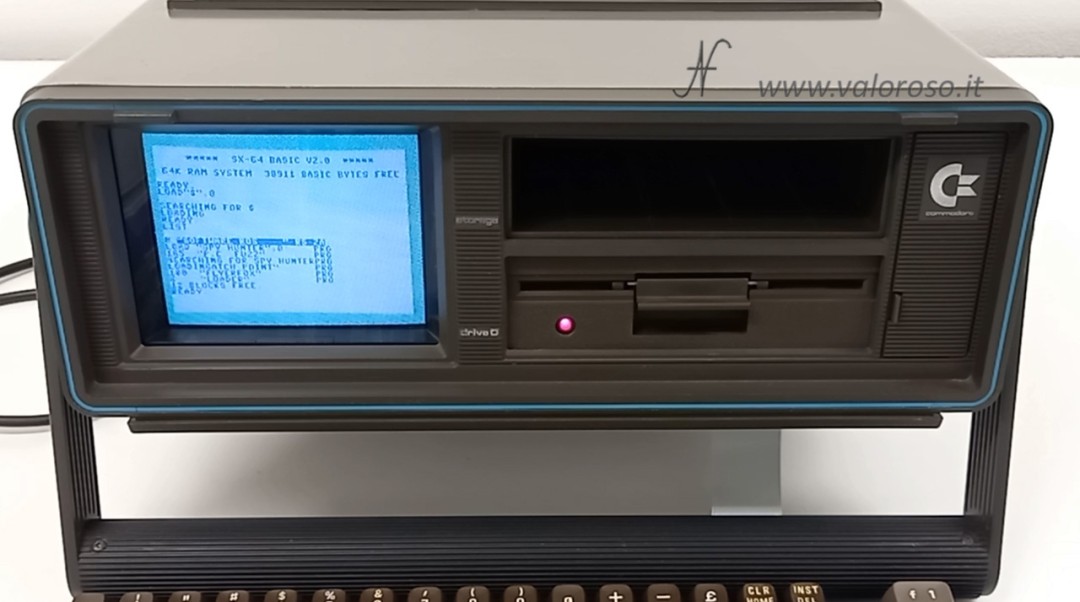 Commodore SX-64, SX64, caricamento gioco da floppy disk