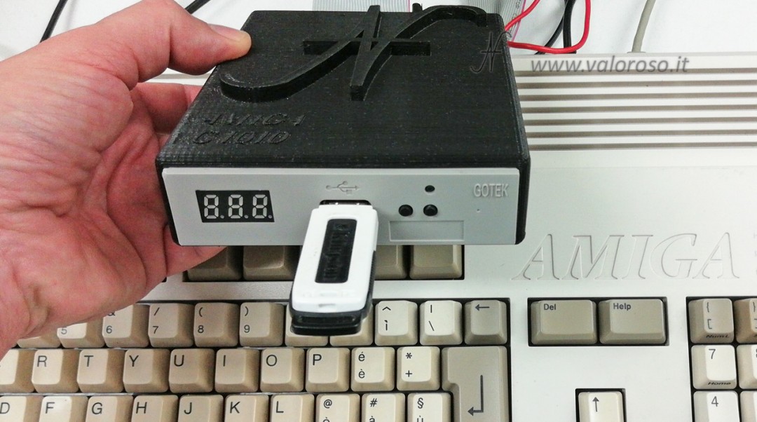 Gotek per Commodore Amiga, CBM Amiga, drive esterno con pendrive, chiavette USB per Amiga