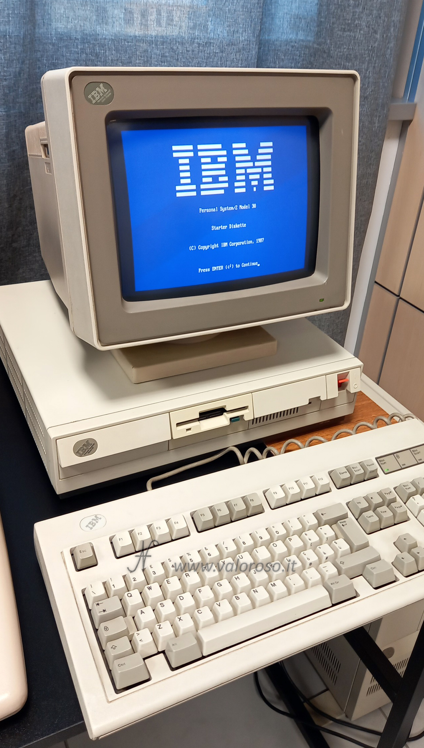 IBM PS2 model 30, Intel 8086, mechanical keyboard, VGA CRT monitor, on, International Business Machines, 80s computer