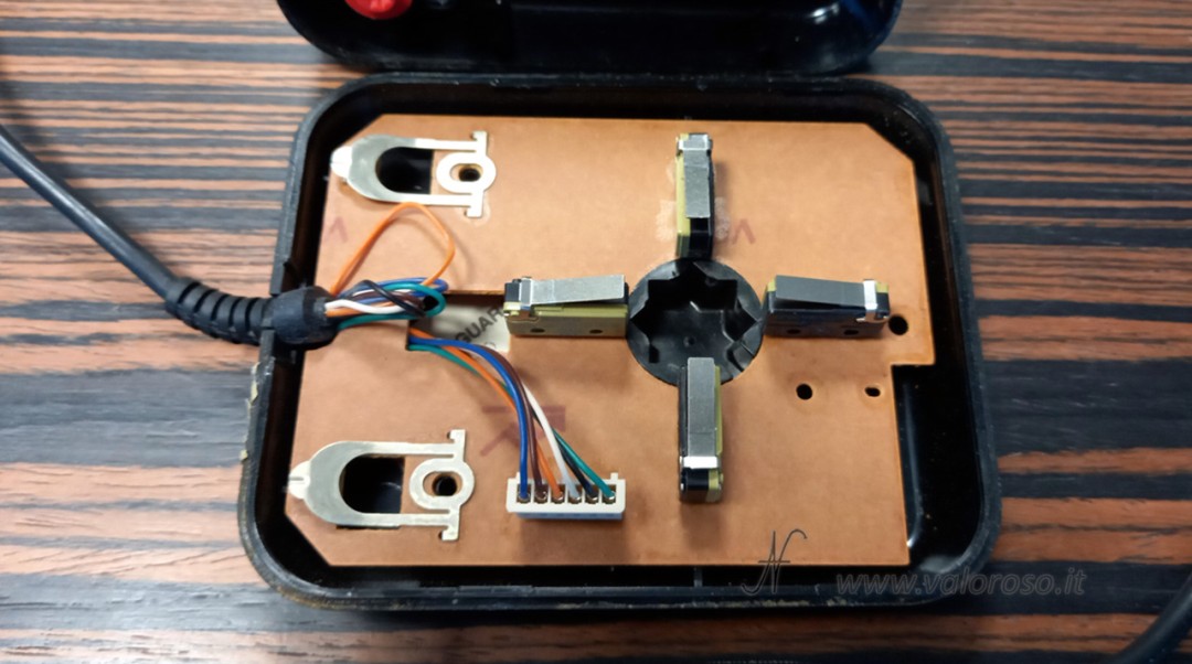 Competition Pro 5000 joystick, internal pcb switch - board with direction microswitch and button contacts - Original Competition Pro joystick restoration