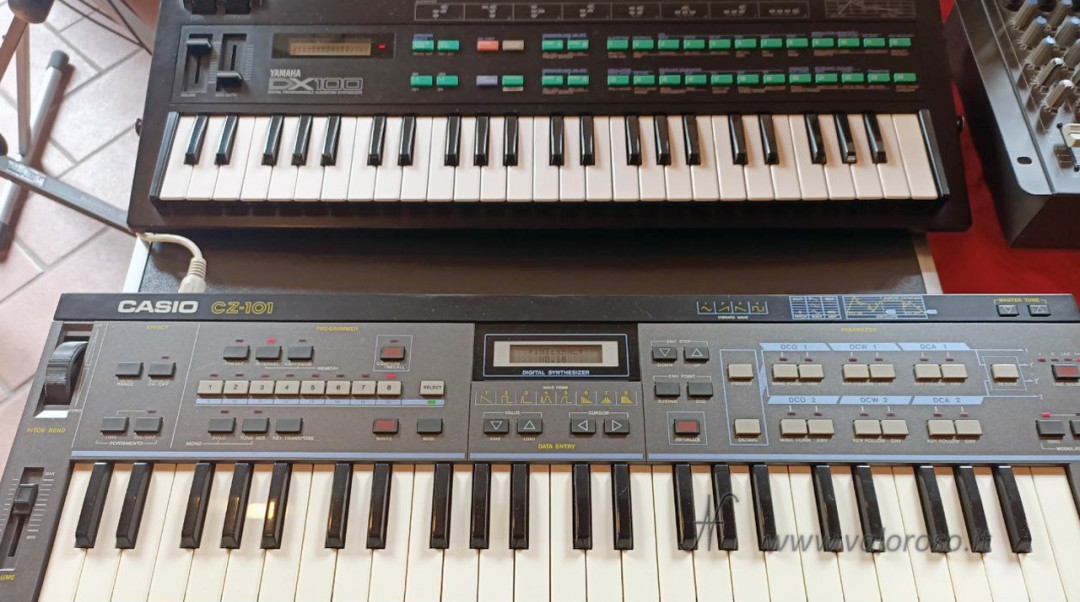 Midi music, vintage keyboards, synthesizers, Yamaha DX100, Casio CZ-101