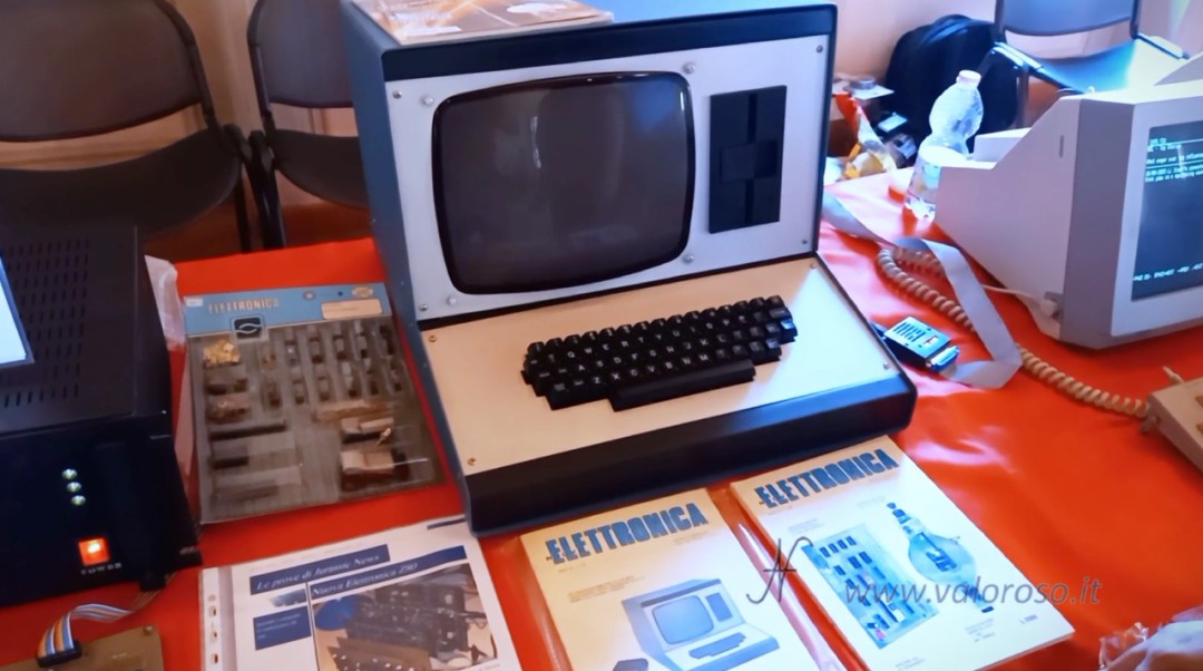 Nuova Elettronica, computer Z80, monitor, floppy disk drive, tastiera, riviste, kit montaggio