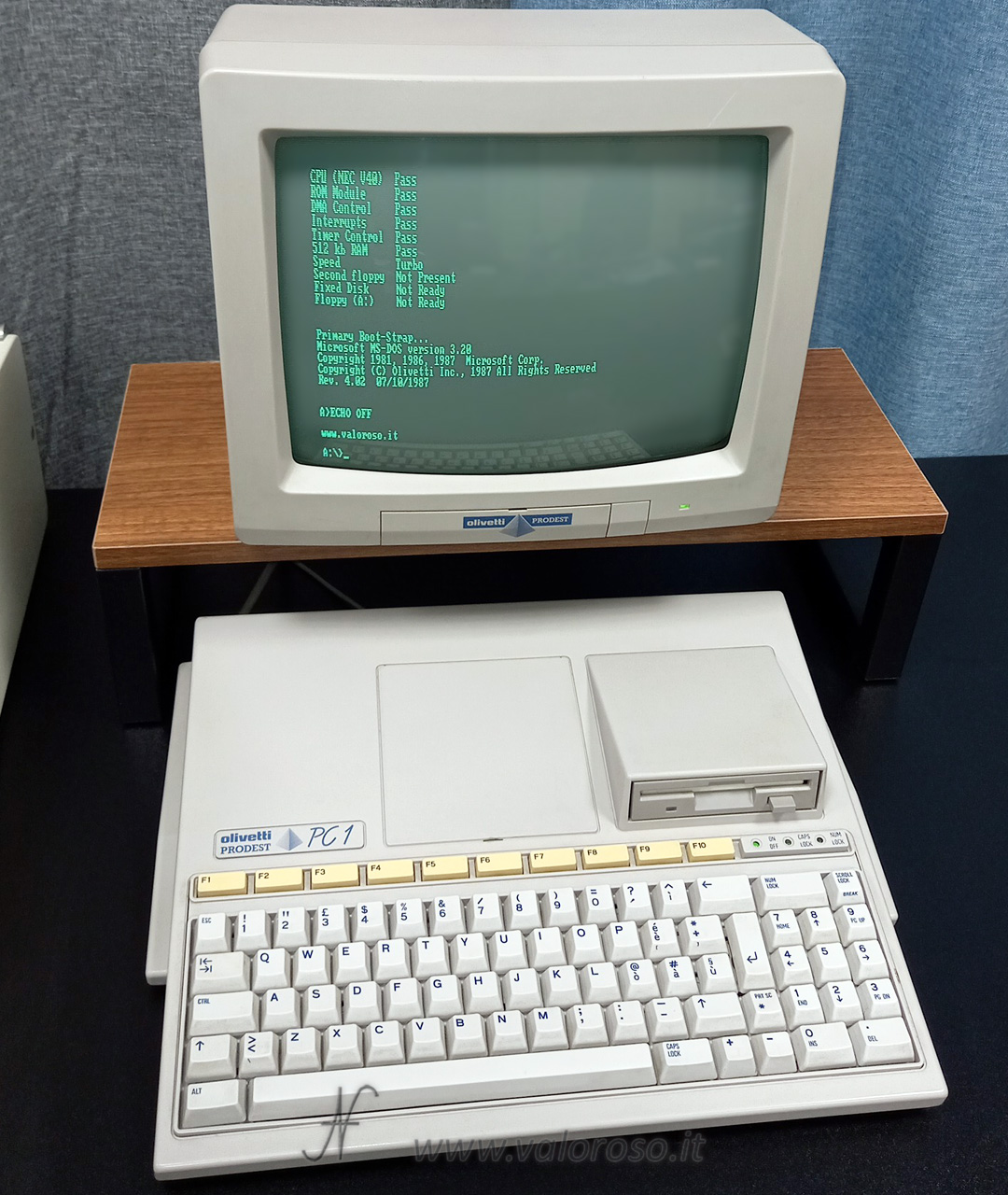 Olivetti Prodest PC1, schermata di avvio, boot screen, MSDOS, Microsoft MS-DOS versione 3.20, 1987