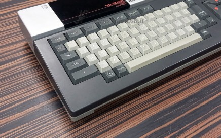 Philips VG8020 VG-8020 MSX, vintage back computer, keyboard, door