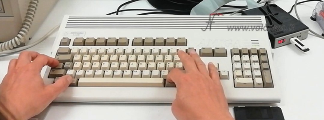 Riavviare Commodore Amiga 1200 da tastiera, Control Amiga Amiga, Ctrl L Amiga R Amiga
