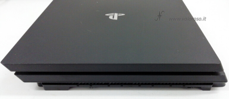 How to re-assemble the PlayStation 4 Pro - Amedeo Valoroso