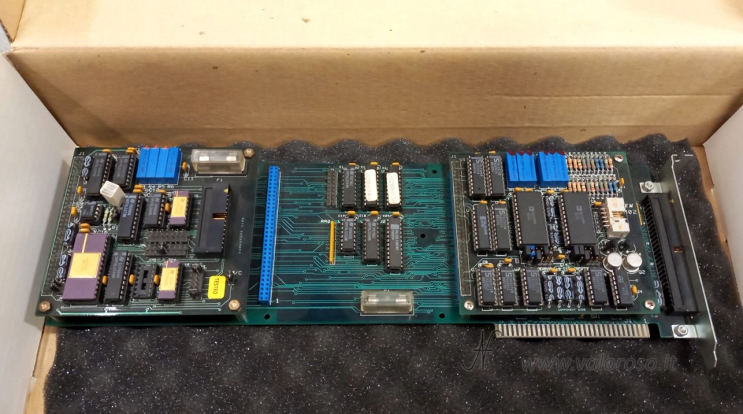 Schede elettroniche ISA per acquisizione dati, interfacciamento e controllo industriale su PC, provenienti dal laboratorio Microsystem Engineering di Franco Sassaro