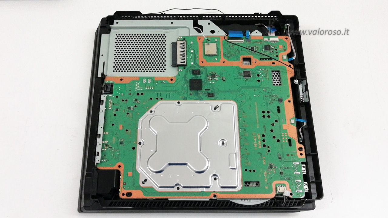 How to disassemble the Sony Playstation 4 Pro Amedeo Valoroso