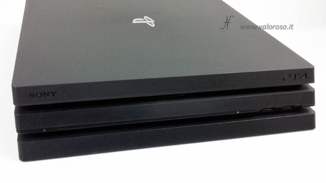 Sony PlayStation 4 Pro, PS4 Pro, Play Station, Playstation4, pulita frontale pulsanti fessura CD DVD Blue Ray