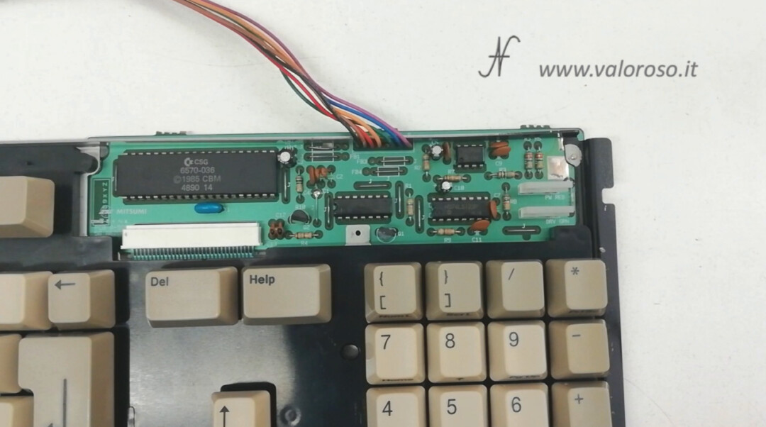 Replacement membrane keyboard Amiga 500, close connector electronic board PCB controller printed flexible