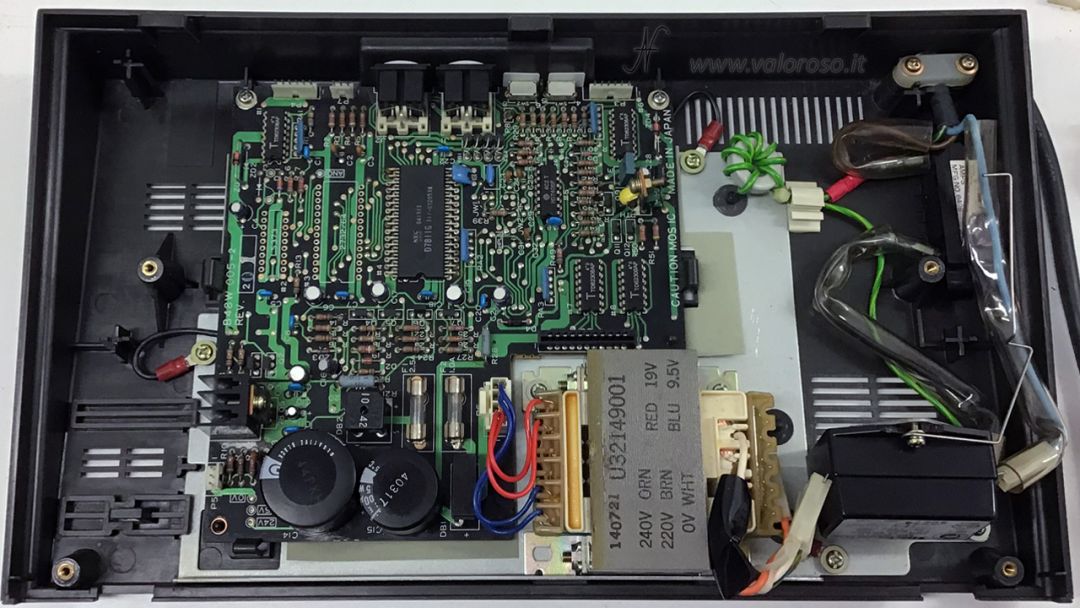 Stampante Commodore MPS 803, scheda elettronica, interno, D7811G NEC, trasformatore, filtro, mainboard, condensatori