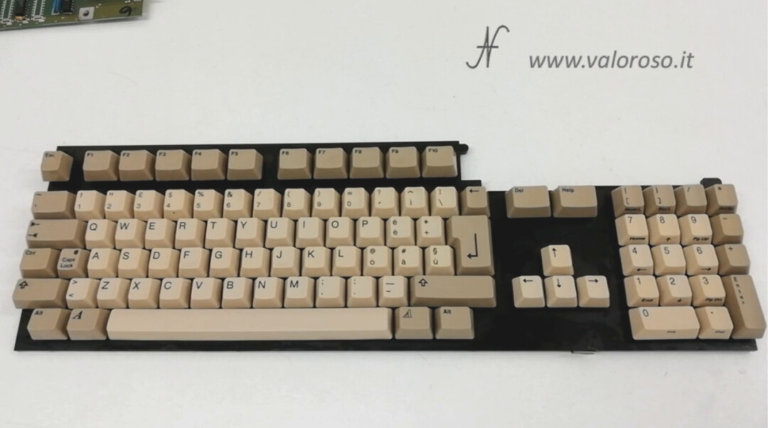 Tastiera Commodore Amiga 500, pulizia pulita pulire