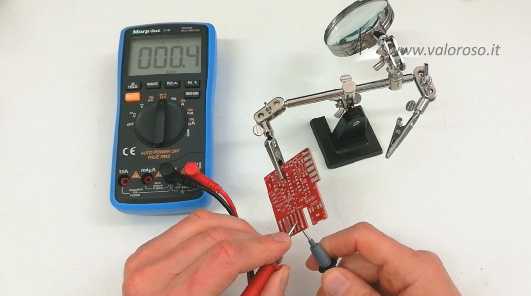 Tutorial saldatura circuito stampato, PCB doppia faccia fori metallizzati prova tester continuità, test elettrico
