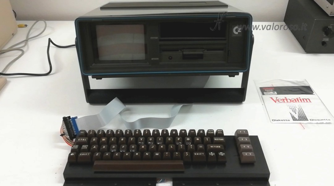 Unboxing Commodore SX-64 SX64 non funziona danneggiato schiacciato trasporto eBay